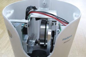 maxonECフラット90モーターを備えたdebritom +の内部